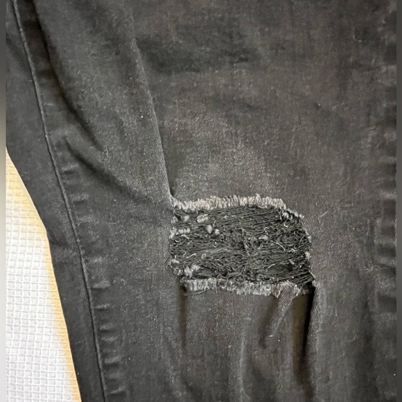 SHEIN Curve Women's Black Distressed Jeans 18 inch Waist, Size 3XL - Picture 10 of 14